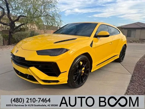 2023 Lamborghini Urus S