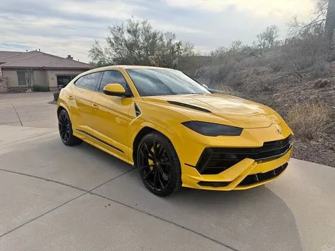 2023 Lamborghini Urus S