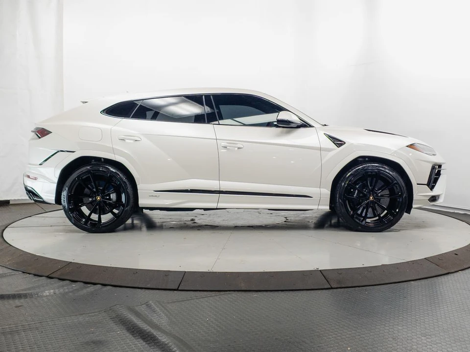 2023 Lamborghini Urus S - Image 28 of 31