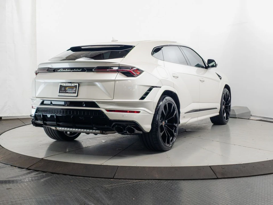 2023 Lamborghini Urus S - Image 27 of 31