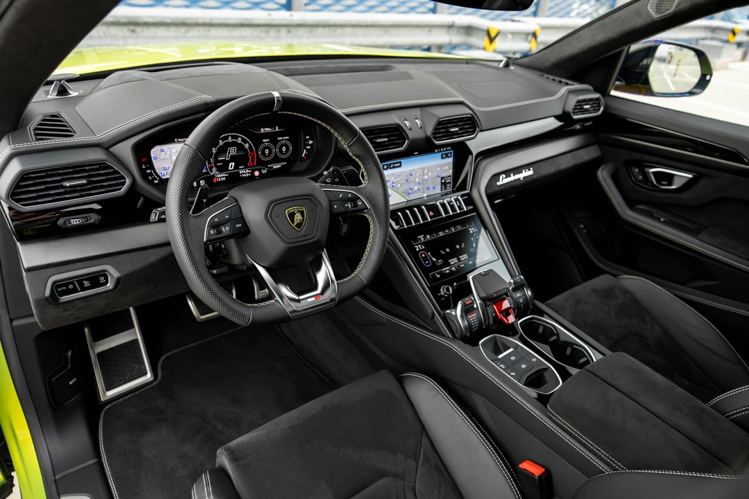 2023 Lamborghini Urus S - Image 4 of 16