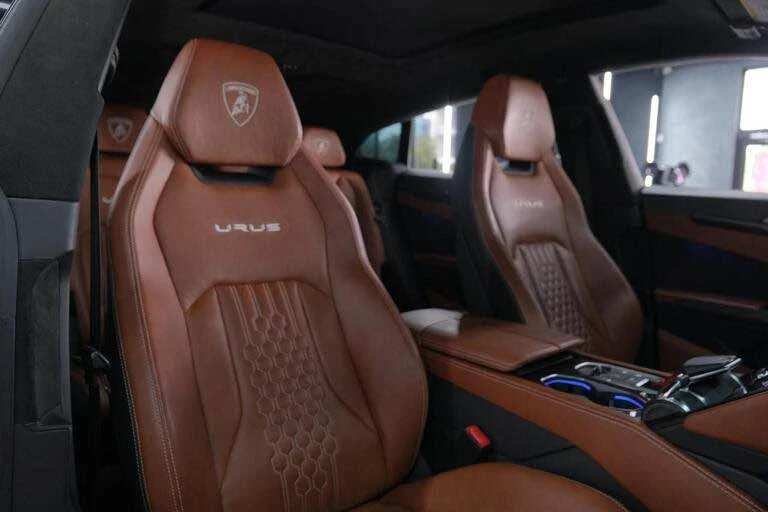 2023 Lamborghini Urus S - Image 15 of 19