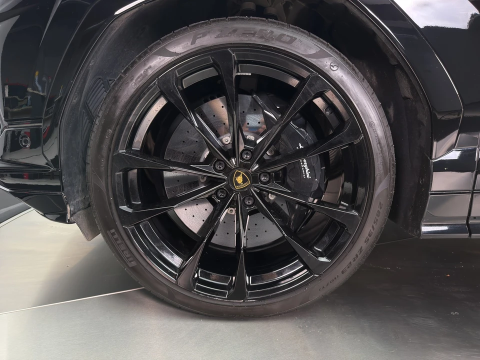 2023 Lamborghini Urus S - Image 13 of 20