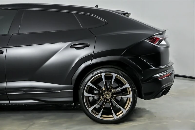 2023 Lamborghini Urus S - Image 9 of 31