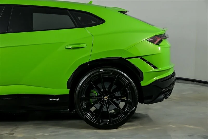 2023 Lamborghini Urus S - Image 9 of 21