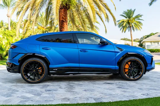 2023 Lamborghini Urus S - Image 4 of 31