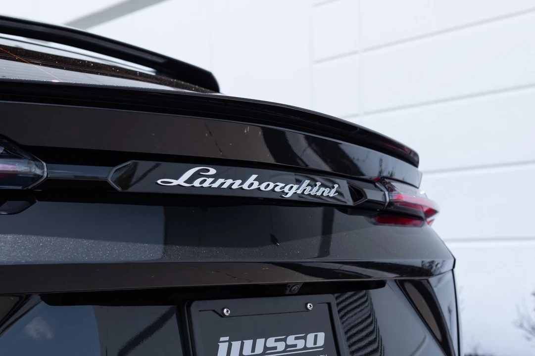 2023 Lamborghini Urus S - Image 31 of 31