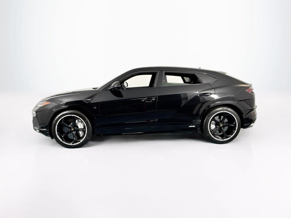 2023 Lamborghini Urus S - Image 8 of 31