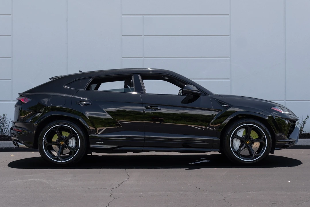 2023 Lamborghini Urus S - Image 14 of 31