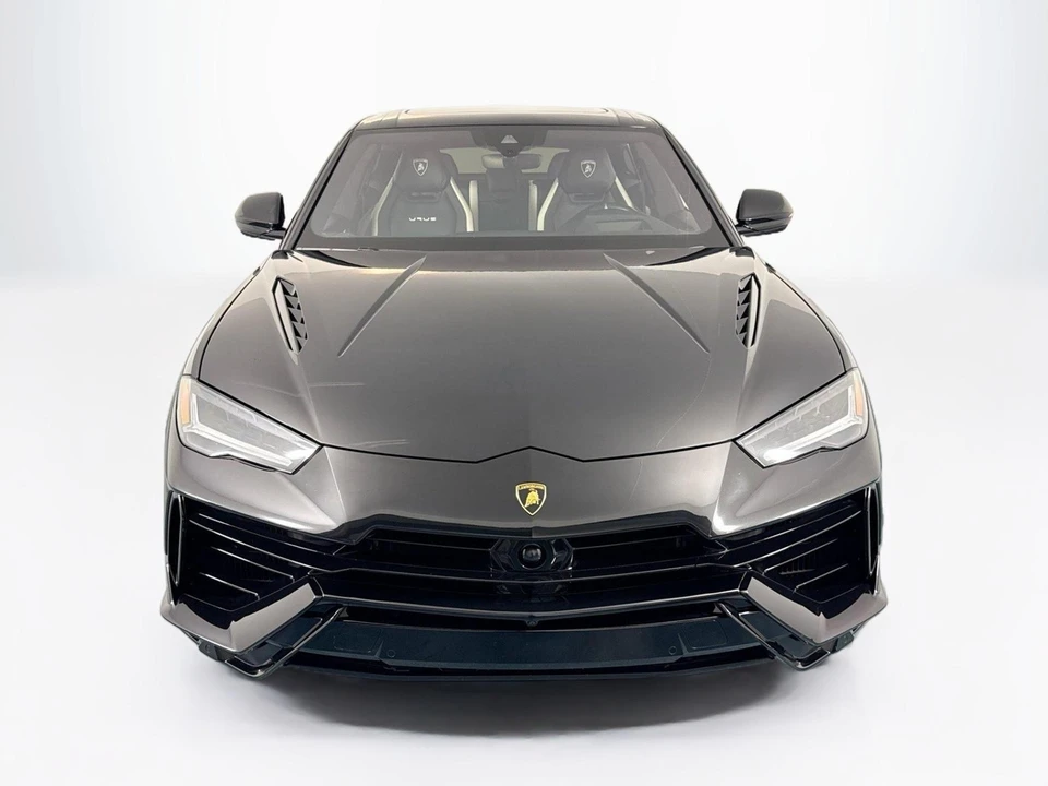 2023 Lamborghini Urus S - Image 2 of 31