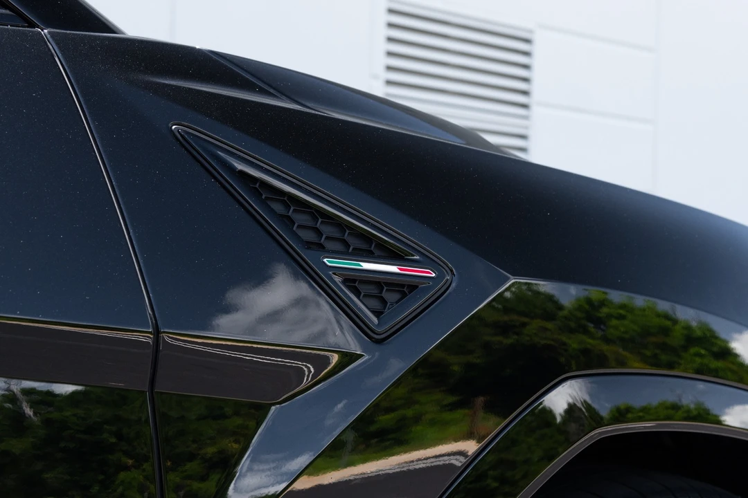 2023 Lamborghini Urus S - Image 11 of 31
