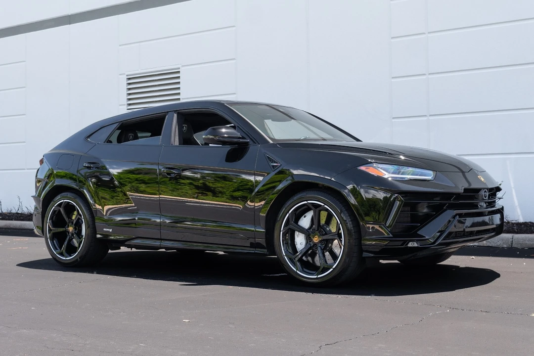 2023 Lamborghini Urus S - Image 4 of 31