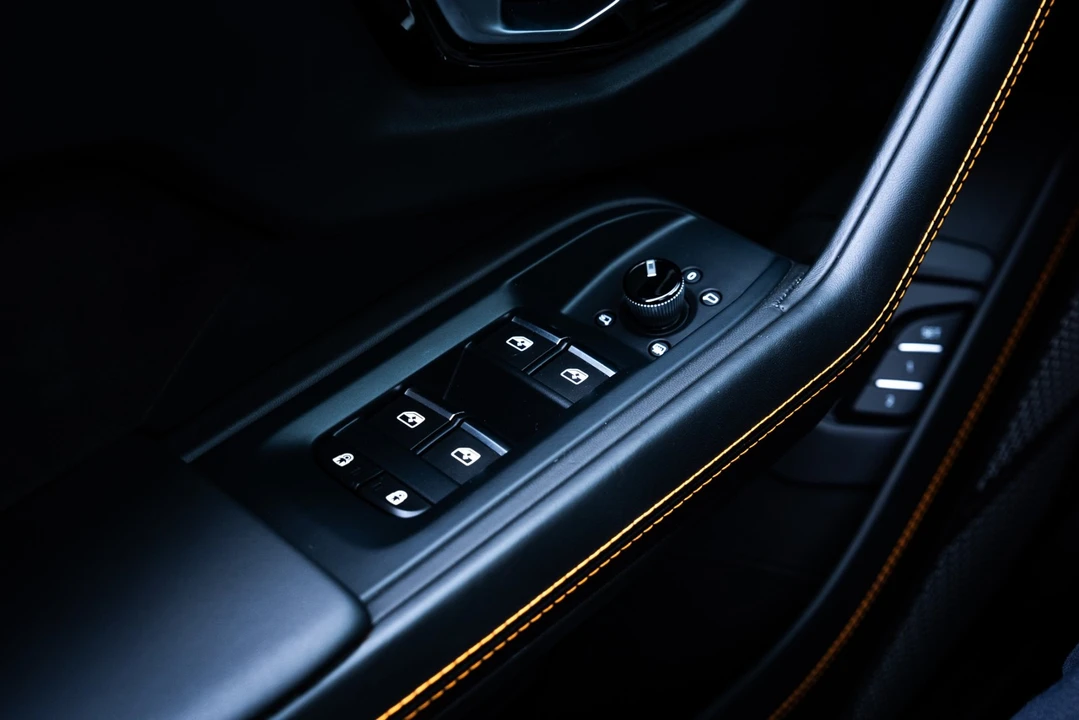 2023 Lamborghini Urus S - Image 30 of 31