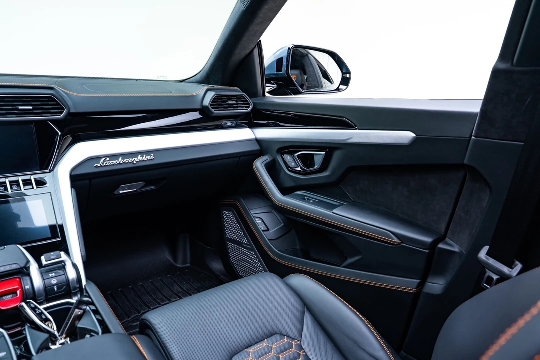 2023 Lamborghini Urus S - Image 26 of 31