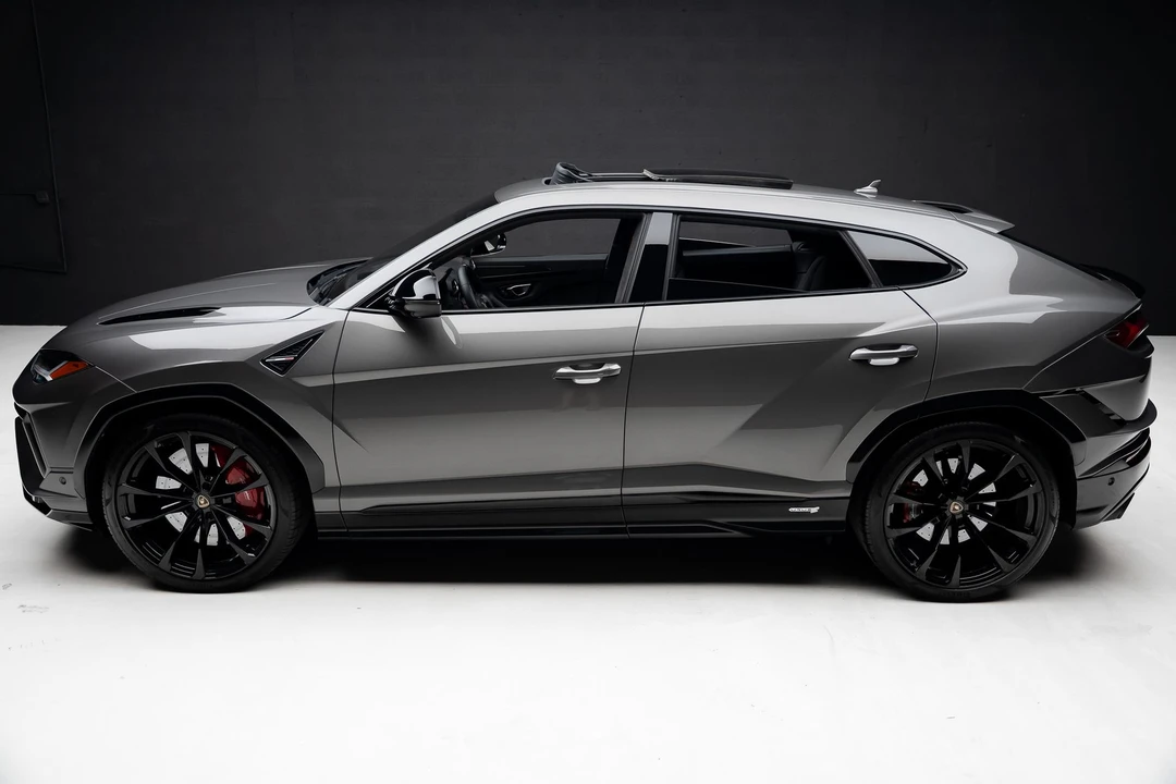 2023 Lamborghini Urus S - Image 16 of 31