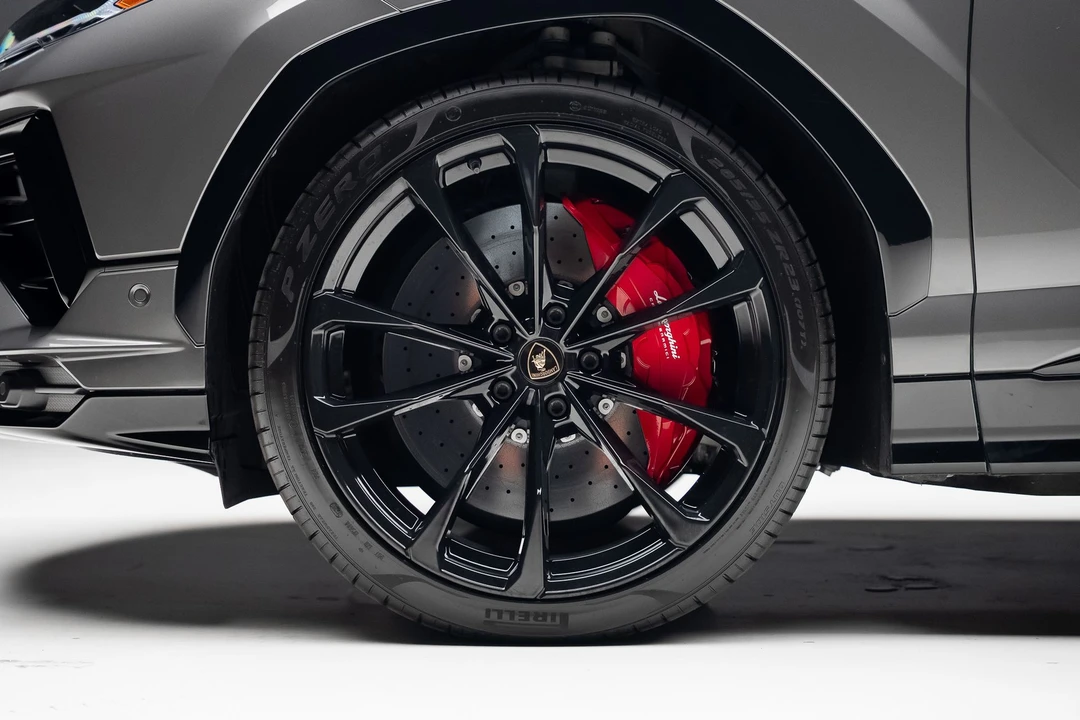 2023 Lamborghini Urus S - Image 19 of 31
