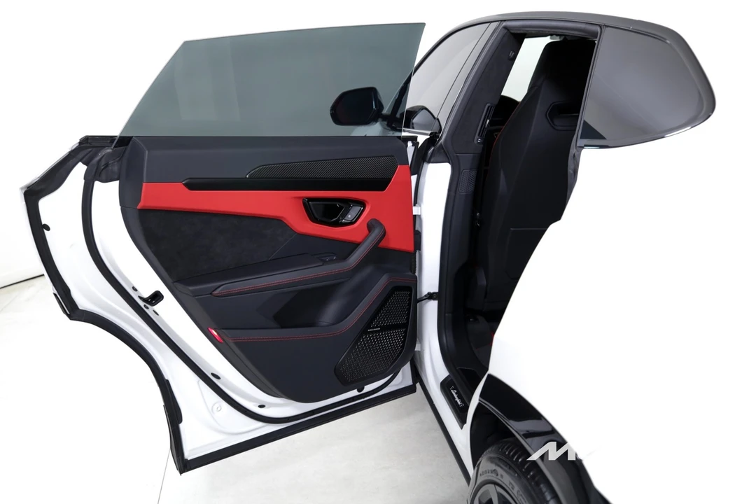 2023 Lamborghini Urus S - Image 16 of 31