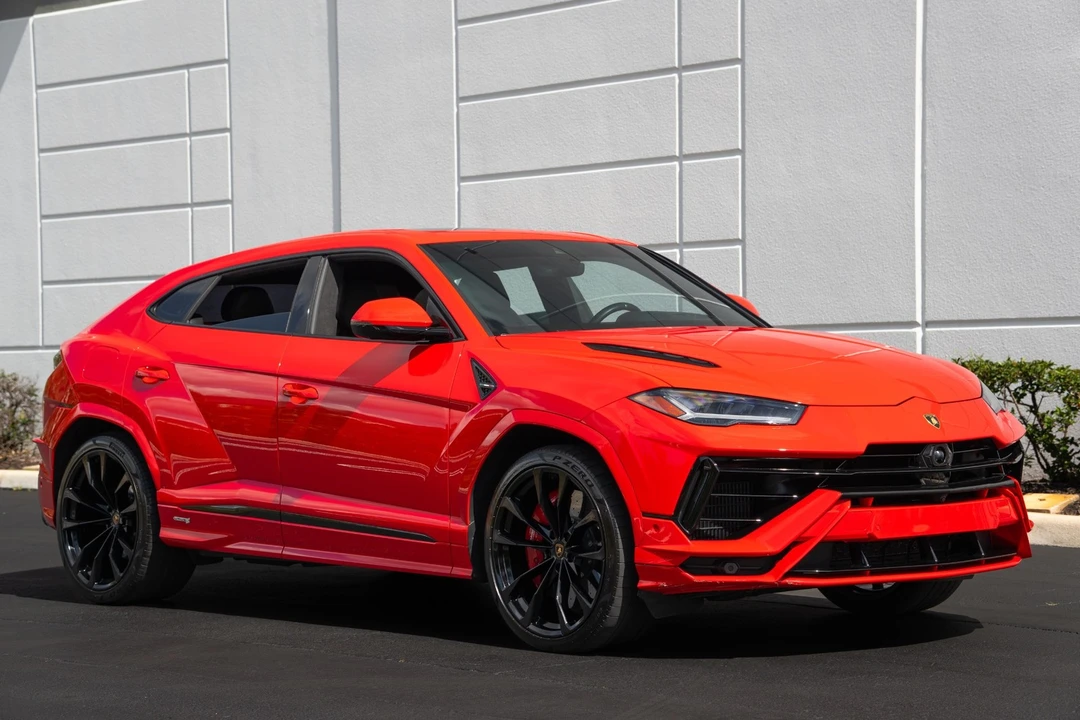 2023 Lamborghini Urus S - Image 4 of 12