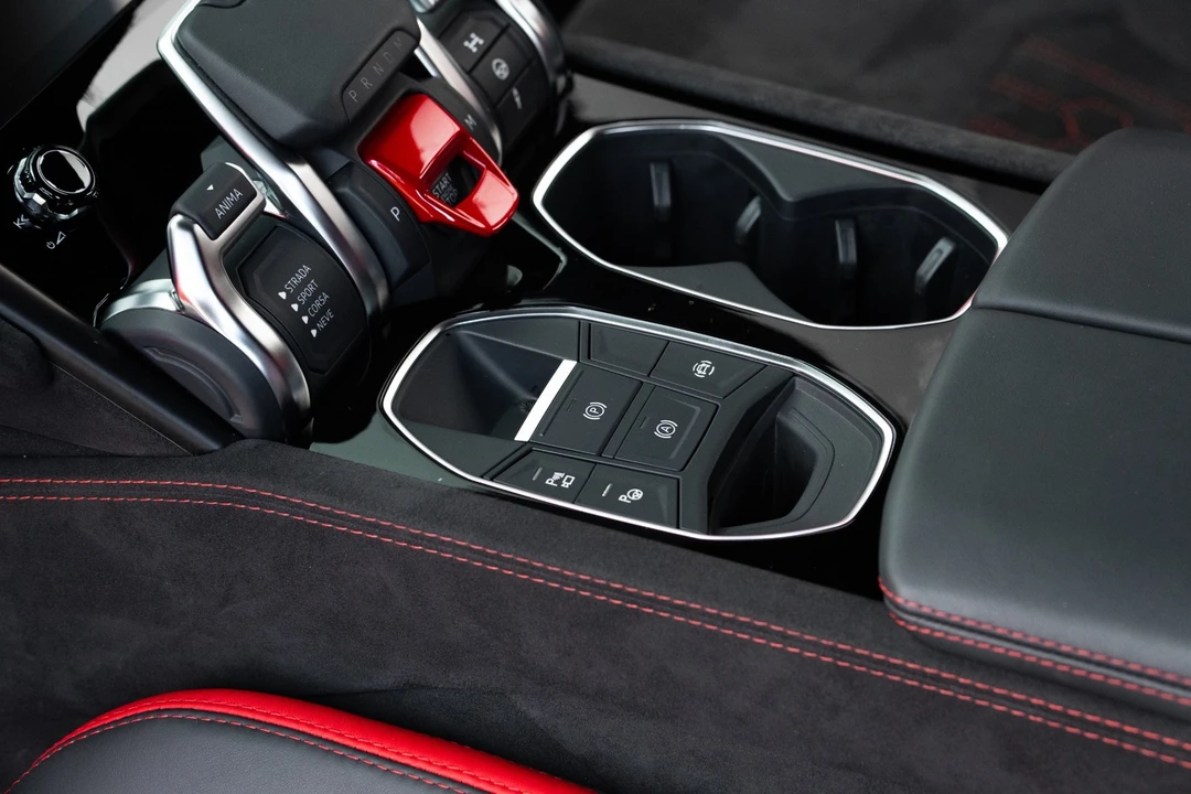 2023 Lamborghini Urus S - Image 7 of 12