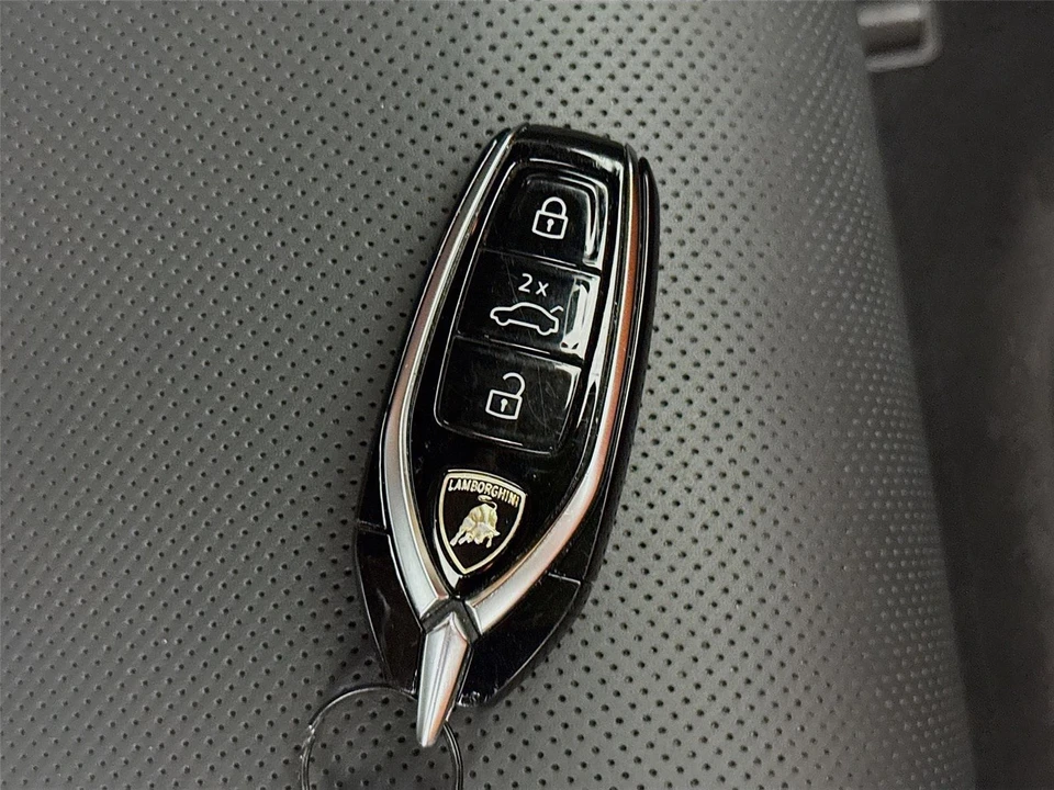 2023 Lamborghini Urus S - Image 24 of 31