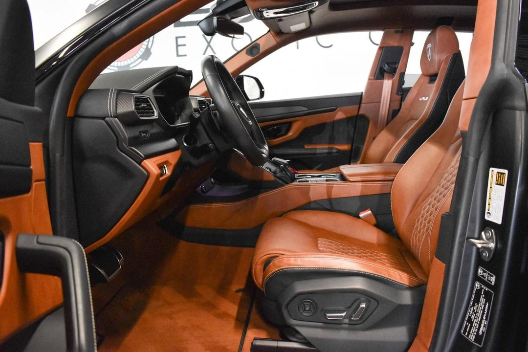 2023 Lamborghini Urus S - Image 8 of 21