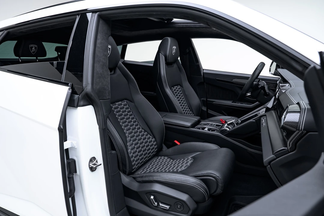 2023 Lamborghini Urus S - Image 19 of 31
