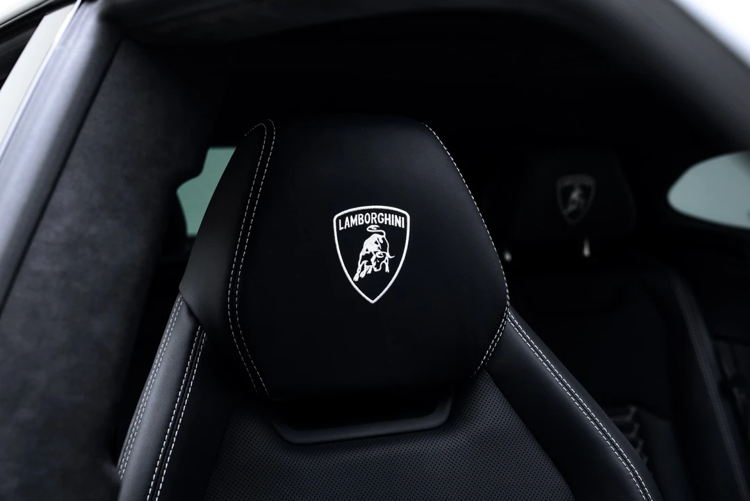 2023 Lamborghini Urus S - Image 20 of 31