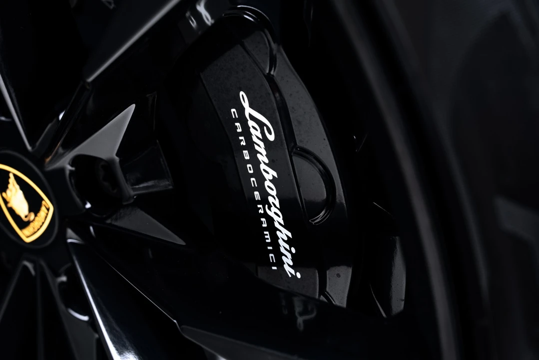 2023 Lamborghini Urus S - Image 26 of 31