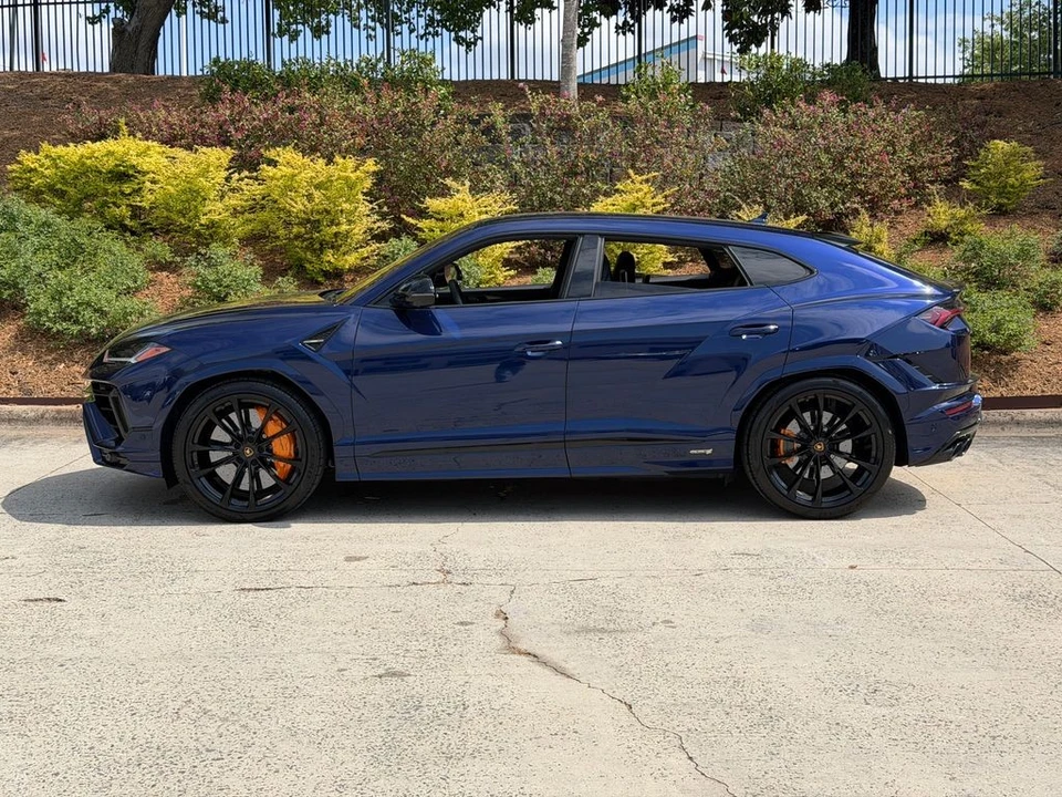 2023 Lamborghini Urus S - Image 9 of 31