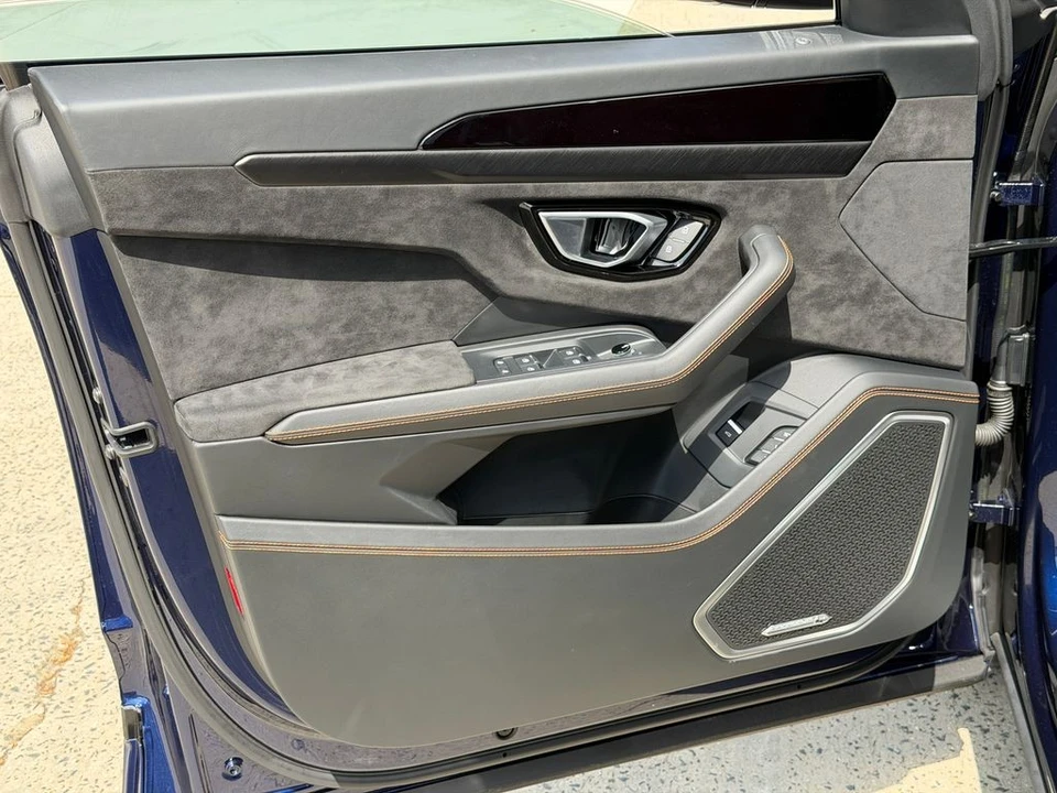 2023 Lamborghini Urus S - Image 15 of 31