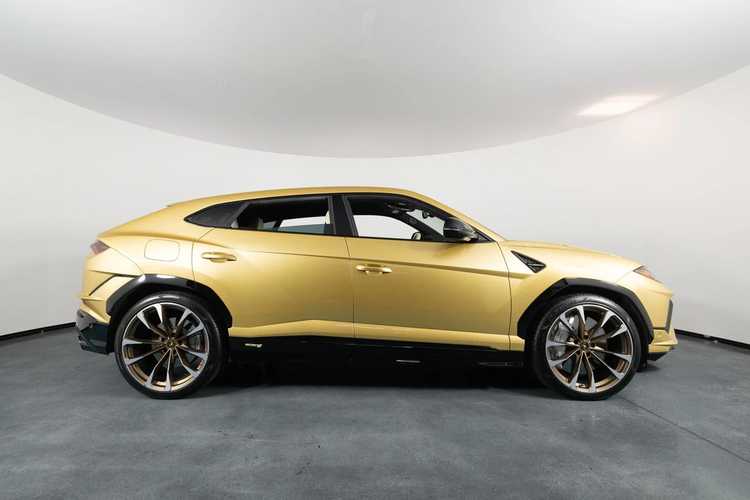 2023 Lamborghini Urus S - Image 15 of 31