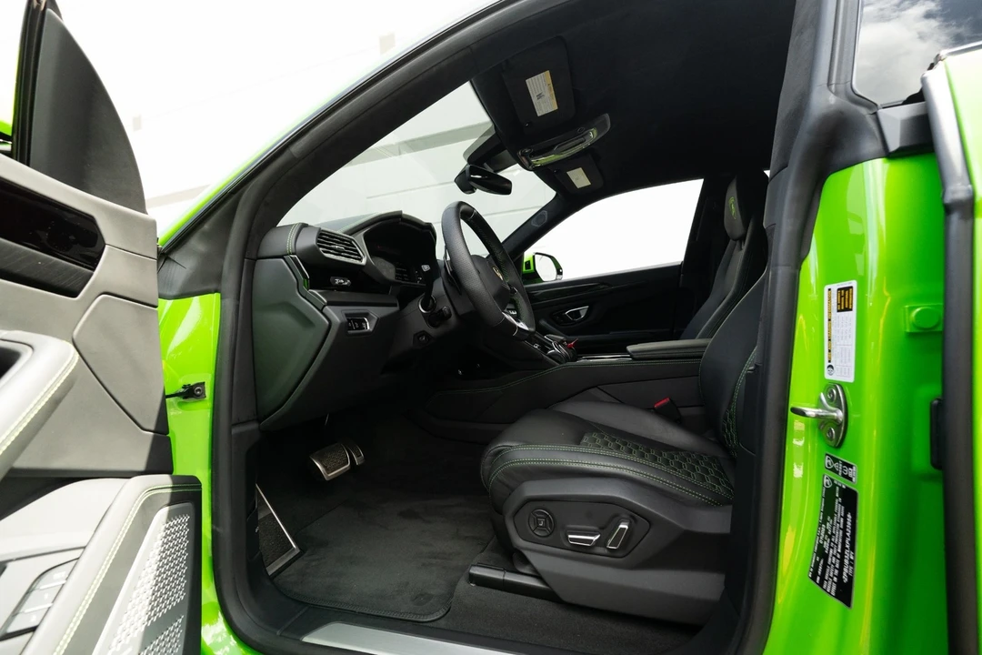 2023 Lamborghini Urus S - Image 6 of 12