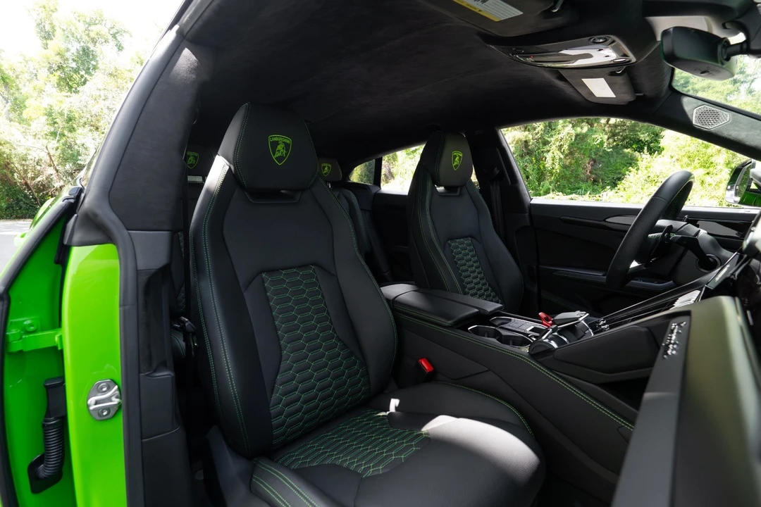 2023 Lamborghini Urus S - Image 7 of 12