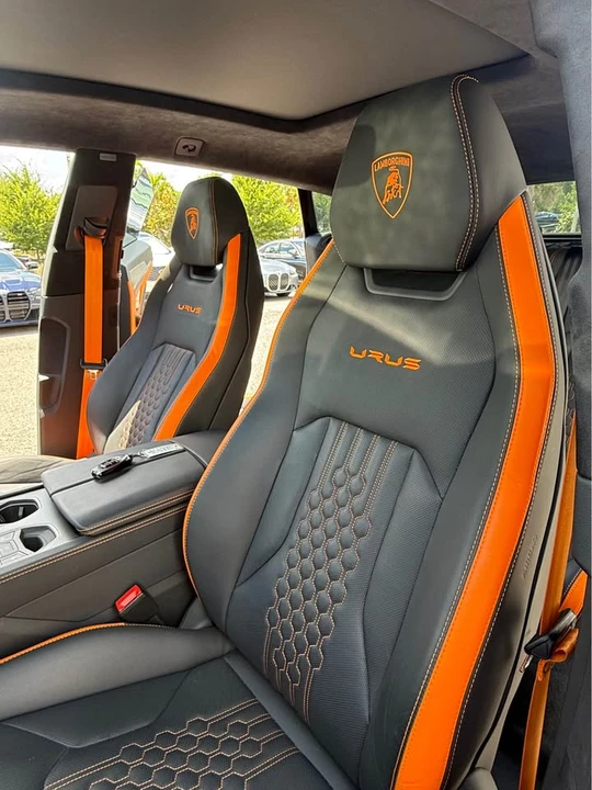 2023 Lamborghini Urus - Image 11 of 17