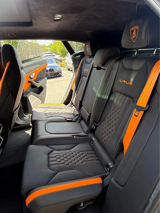 2023 Lamborghini Urus - Image 12 of 17