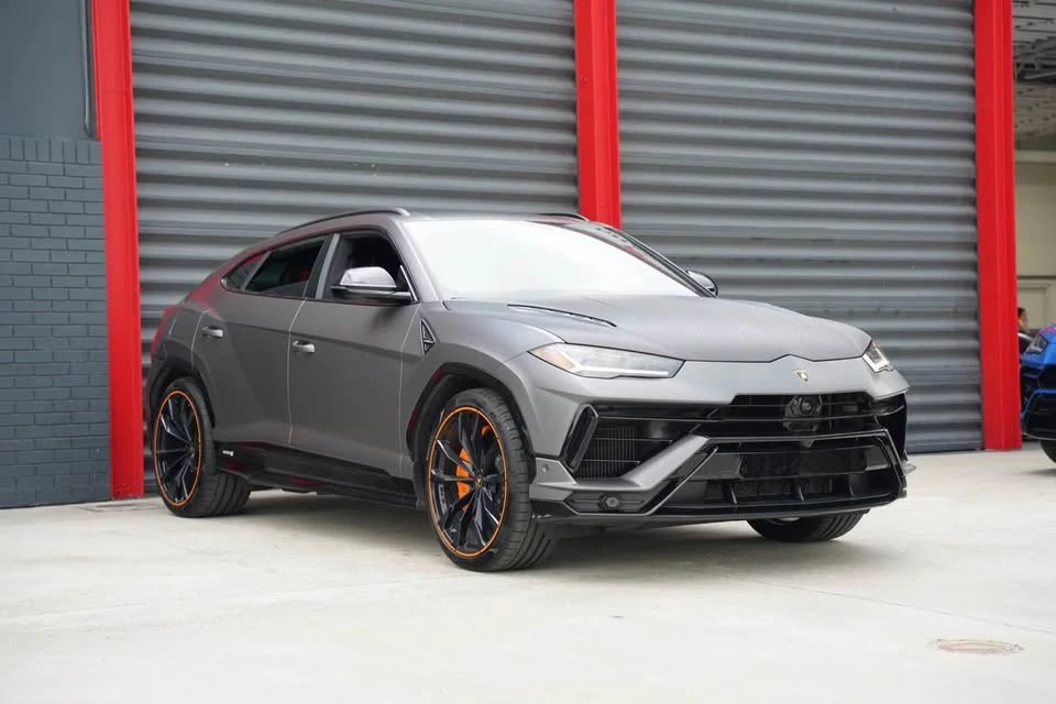 2023 Lamborghini Urus Performante - Image 3 of 13