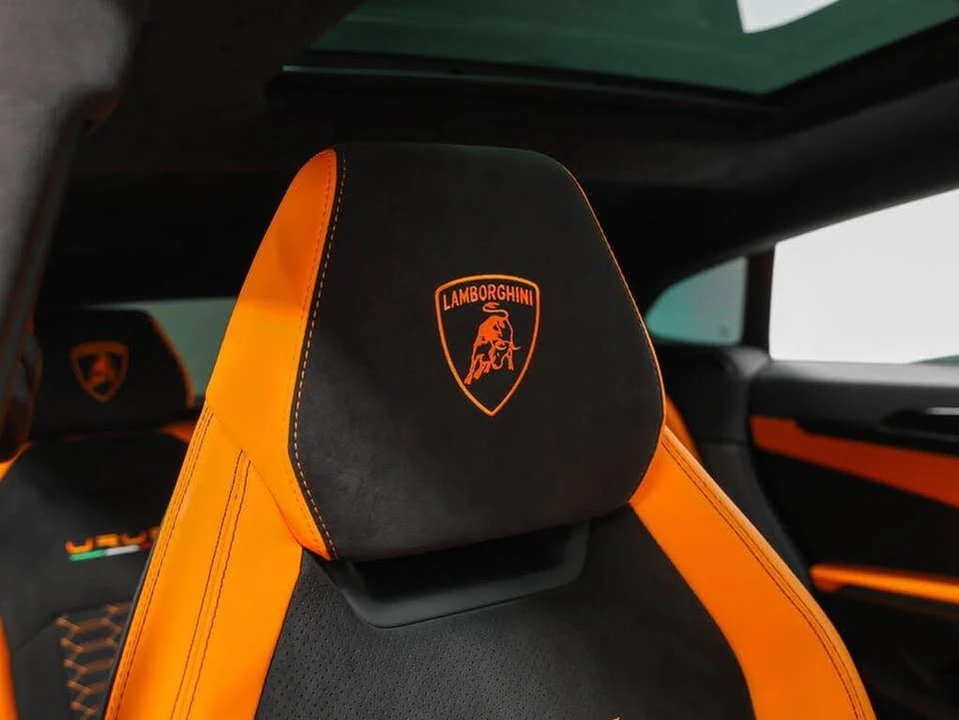 2023 Lamborghini Urus Performante - Image 13 of 16