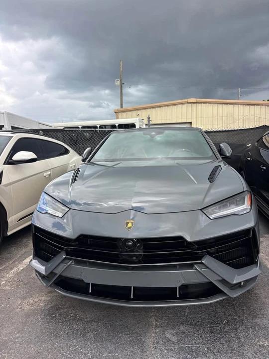 2023 Lamborghini Urus Performante - Image 3 of 3