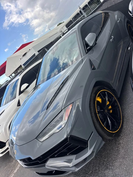 2023 Lamborghini Urus Performante - Image 2 of 3