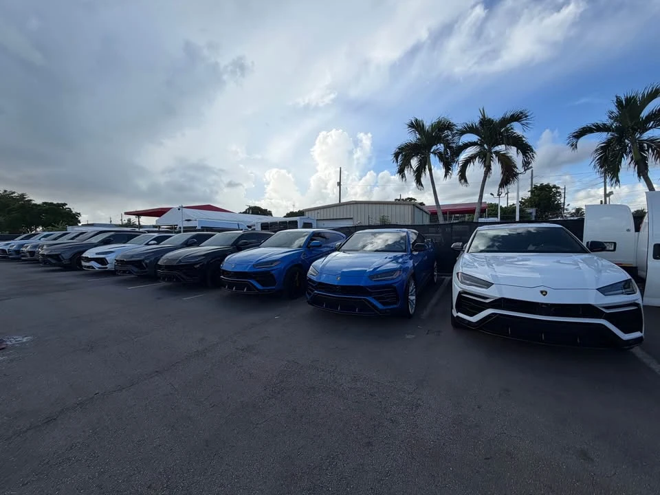 2023 Lamborghini Urus Performante - Image 2 of 2