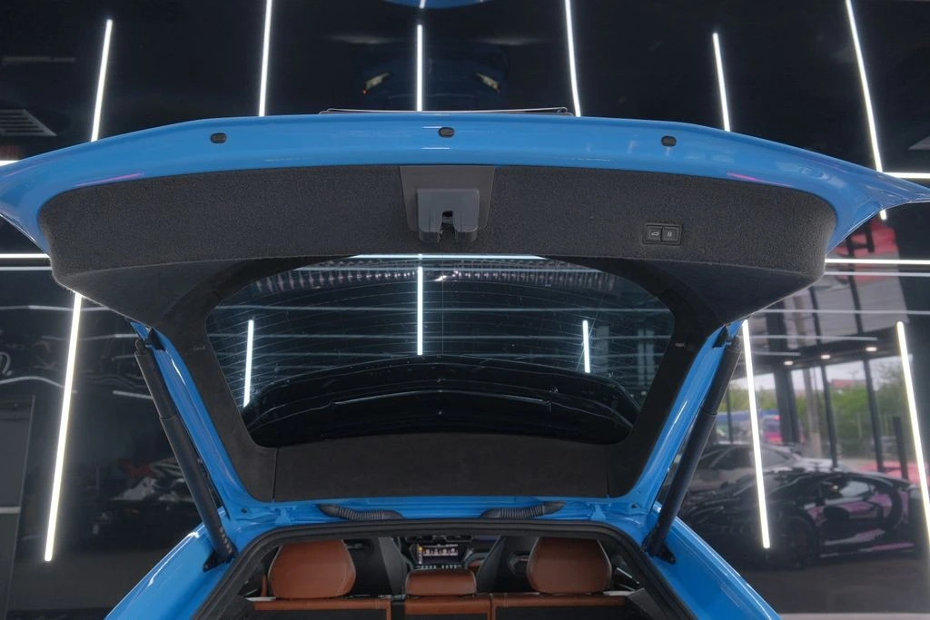 2023 Lamborghini Urus - Image 27 of 31
