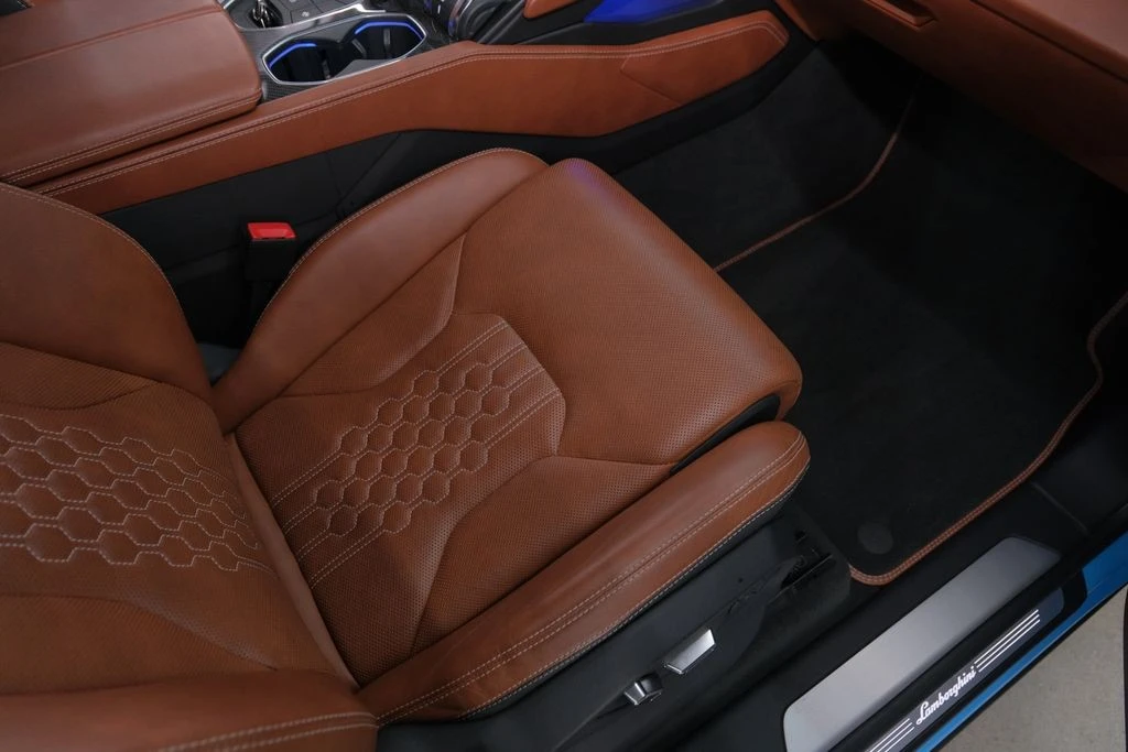 2023 Lamborghini Urus - Image 20 of 31
