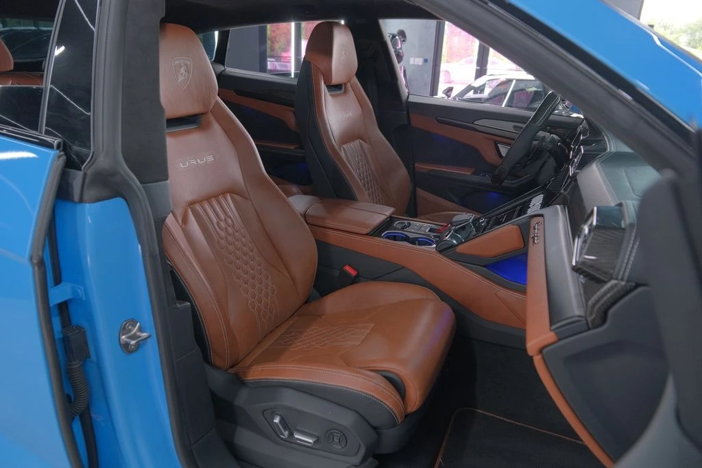 2023 Lamborghini Urus - Image 19 of 31