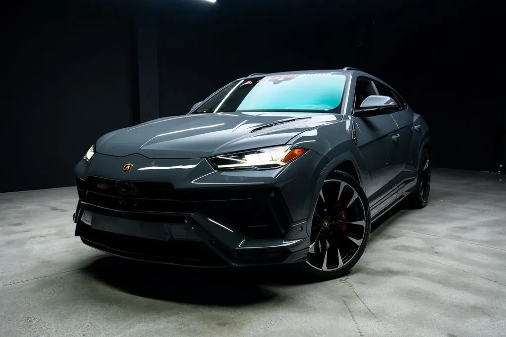 2023 Lamborghini Urus - Image 3 of 31