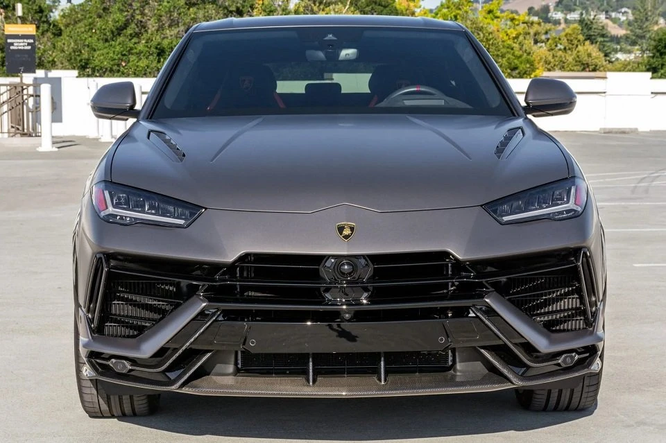 2023 Lamborghini Urus Performante - Image 4 of 13