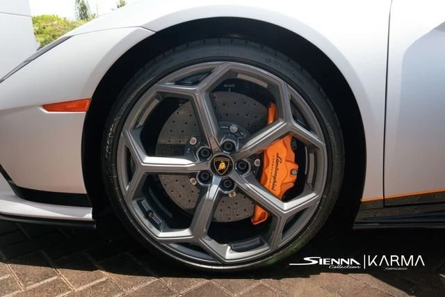 2023 Lamborghini Huracan - Image 5 of 19
