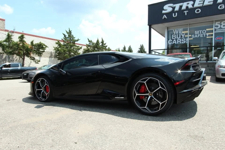 2023 Lamborghini Huracan - Image 14 of 20