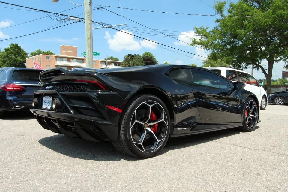 2023 Lamborghini Huracan - Image 13 of 20
