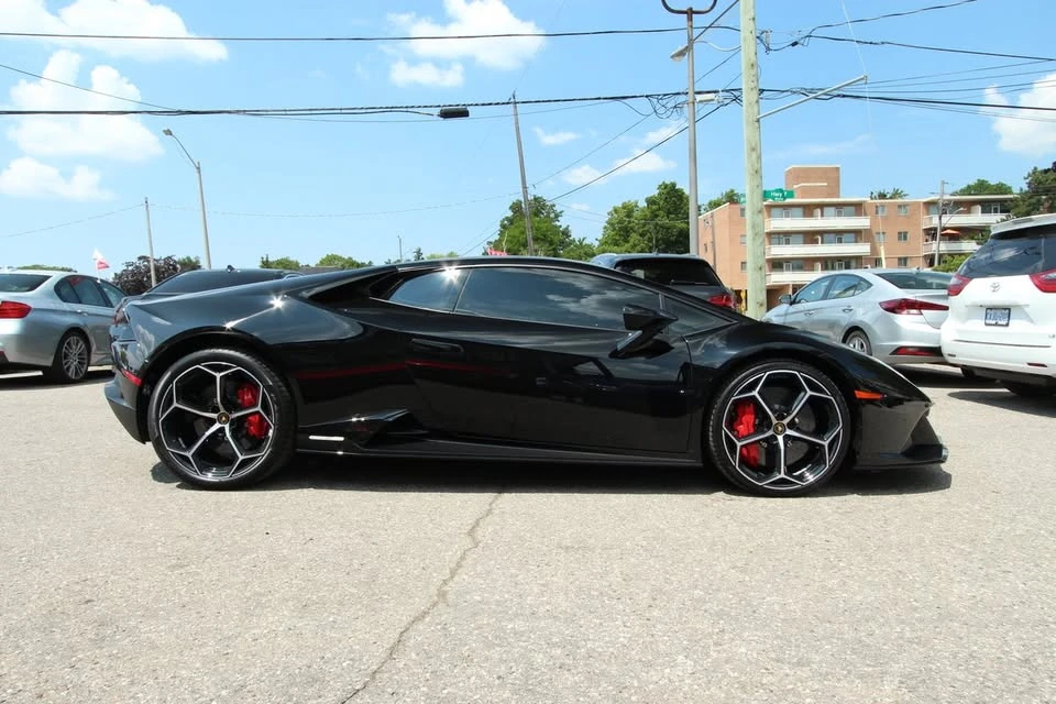2023 Lamborghini Huracan - Image 12 of 20