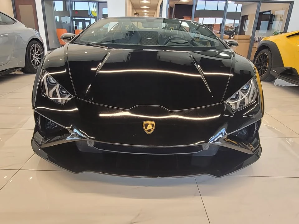 2023 Lamborghini Huracan - Image 2 of 9